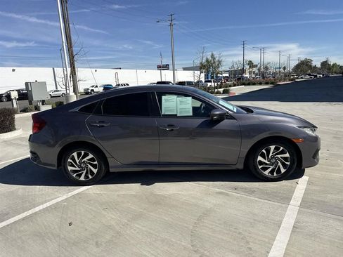Used 2017 Honda Civic EX image 2