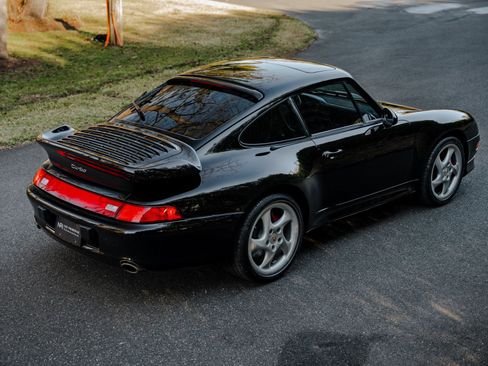 Used 1996 Porsche 911 Turbo image 33