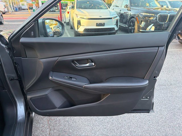 Used 2023 Nissan Sentra SV FWD image 24