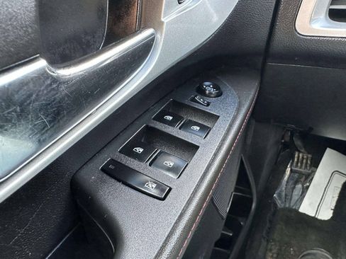 Used 2013 Chevrolet Equinox LTZ FWD image 27