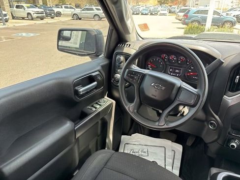 Used 2024 Chevrolet Silverado 1500 Custom Trail Boss w/ LPO, Dark Essentials Package AWD/4WD image 21