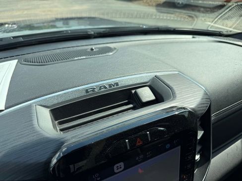 Used 2023 RAM 1500 Laramie AWD/4WD image 22