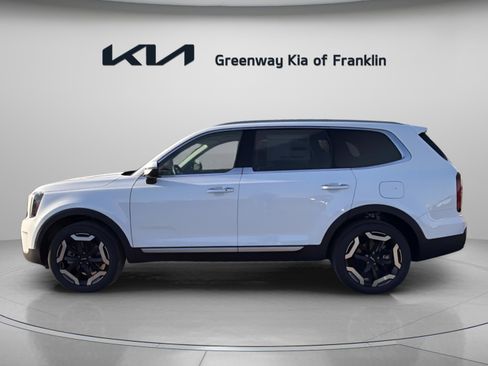 New 2025 Kia Telluride S image 4