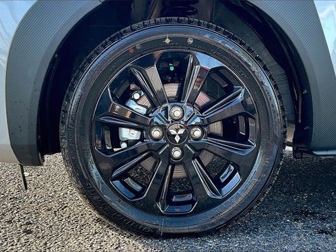 New 2024 Mitsubishi Mirage Black Edition image 12
