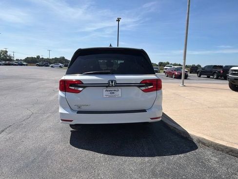 Used 2023 Honda Odyssey EX-L image 6