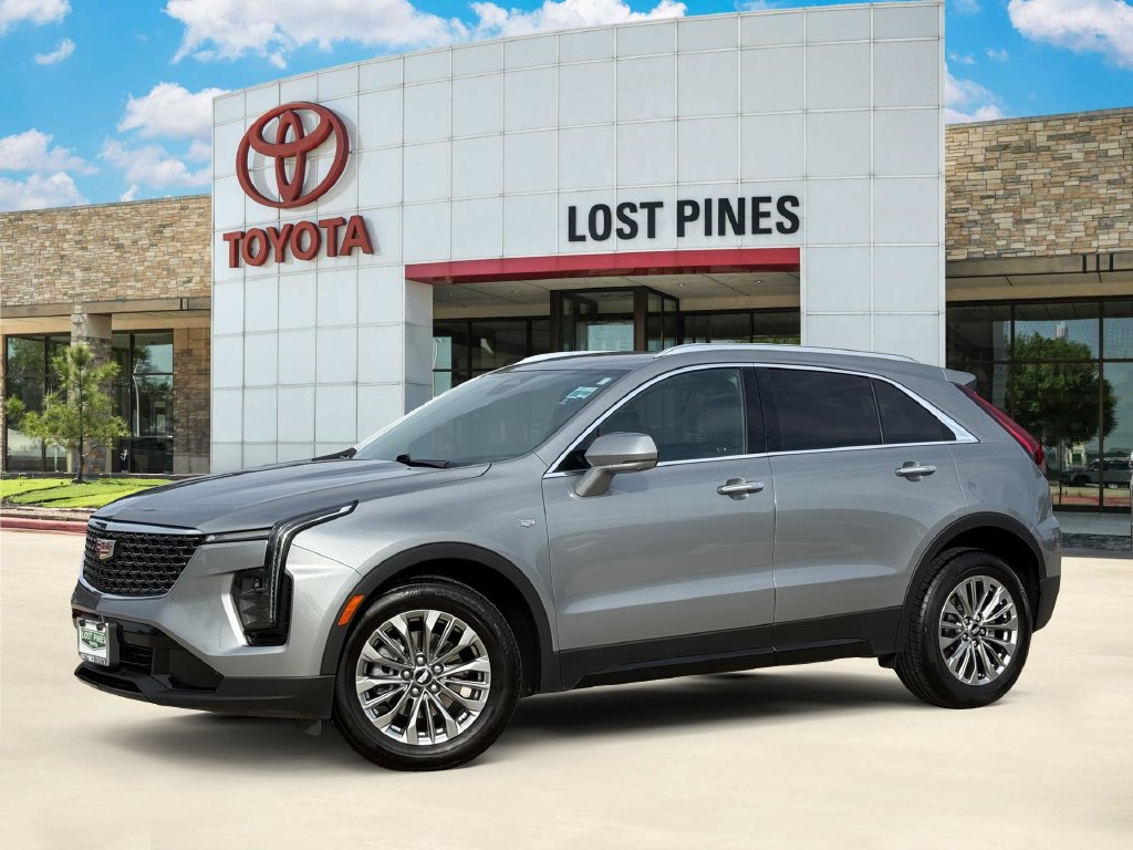 Used 2025 Cadillac XT4 Premium Luxury FWD image 1