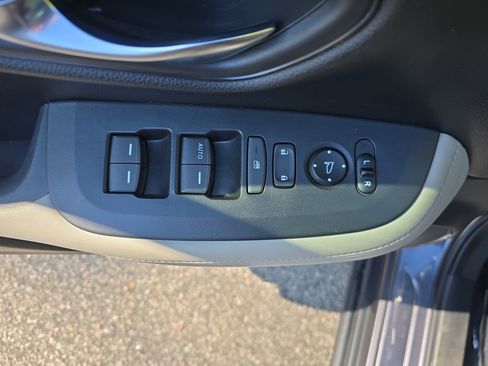 Used 2024 Honda HR-V LX image 26