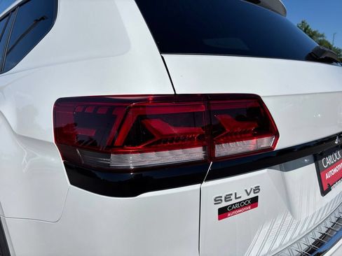 Certified 2023 Volkswagen Atlas SEL R-Line AWD/4WD image 14