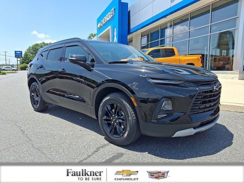 Certified 2022 Chevrolet Blazer LT AWD/4WD image 1