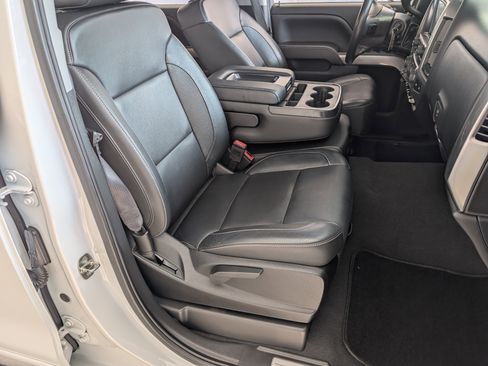 Used 2018 Chevrolet Silverado 1500 LT w/ All Star Edition image 20