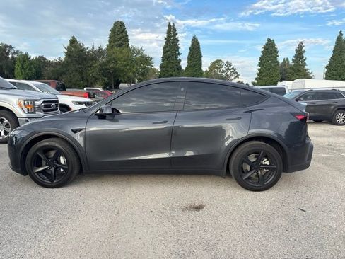Used 2026 Tesla Model Y Long Range AWD/4WD image 8