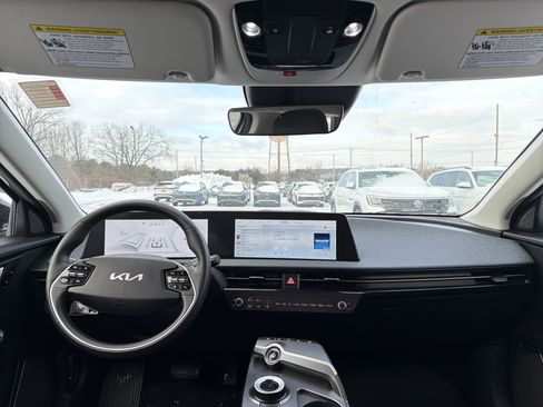 Used 2023 Kia EV6 Wind image 13