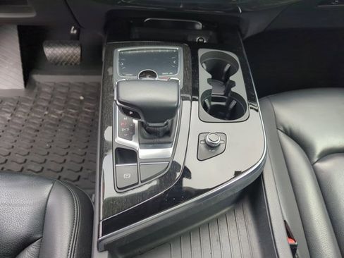 Used 2019 Audi Q7 3.0T Premium Plus w/ Premium Plus Package image 13