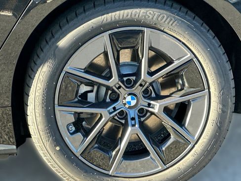Used 2025 BMW i4 eDrive40 w/ Premium Package RWD image 11