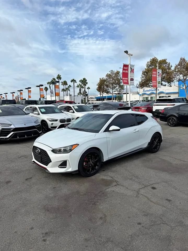 Used 2020 Hyundai Veloster Turbo R-Spec FWD image 2
