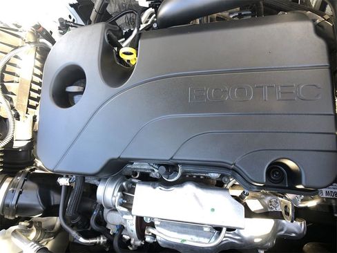 Certified 2024 Chevrolet Equinox LS w/ Sport Edition image 24