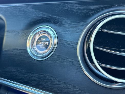 Used 2020 Mercedes-Benz E 350 Sedan image 29
