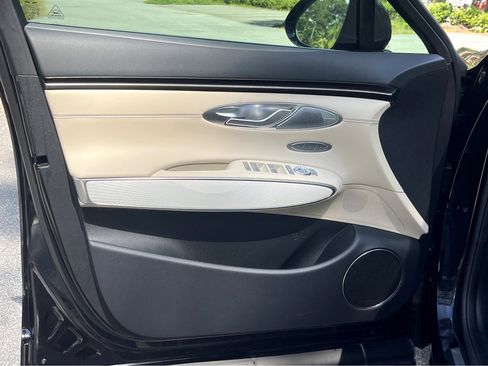 New 2026 Genesis GV70 2.5T Advanced image 25