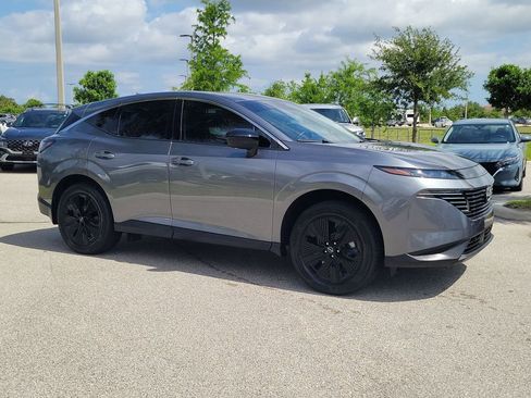 Used 2025 Nissan Murano SV FWD image 2