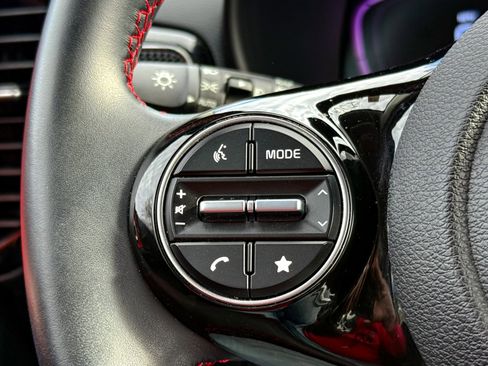 Certified 2024 Kia Soul GT-Line w/ GT-Line Technology Package image 26