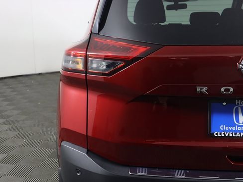 Used 2023 Nissan Rogue SV image 13