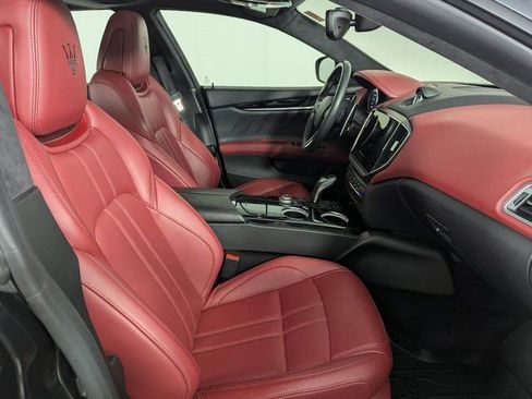 Used 2022 Maserati Ghibli Modena Q4 image 29