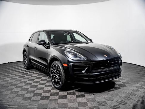 Certified 2024 Porsche Macan w/ Premium Plus Package AWD/4WD image 8