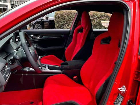 Certified 2025 Honda Civic Type R image 40