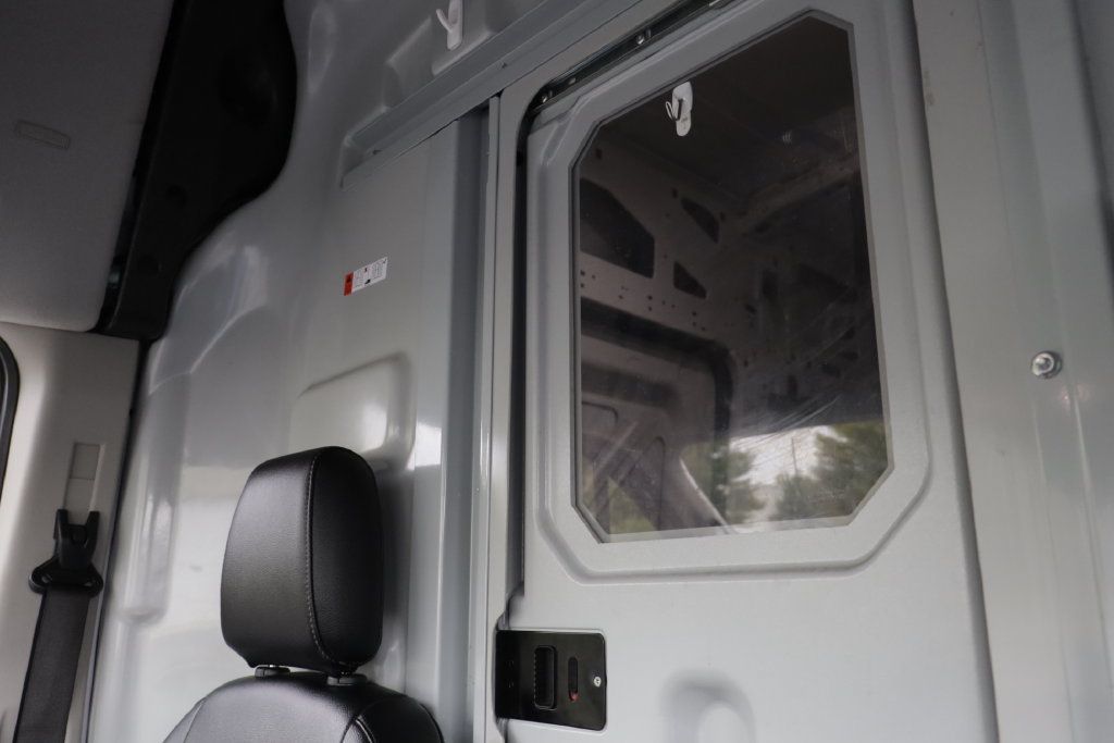 Used 2023 Ford Transit 250 148 High Roof RWD image 13