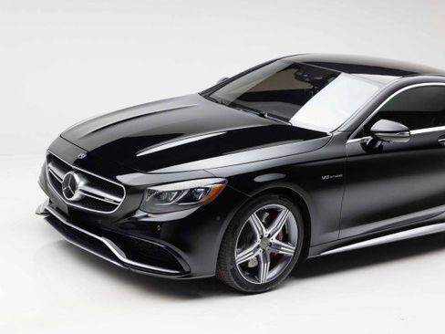 Used 2017 Mercedes-Benz S 63 AMG 4MATIC Coupe image 33