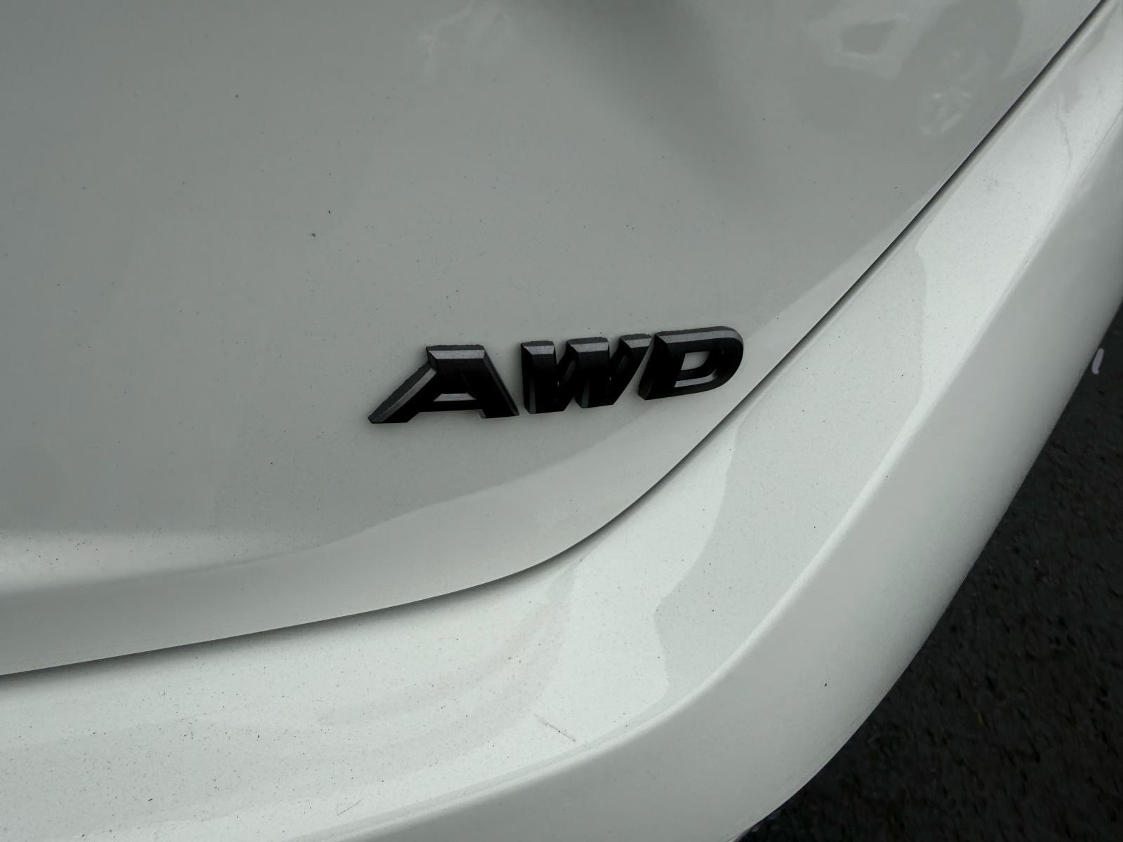 Used 2025 Nissan Altima 2.5 SR AWD/4WD image 8
