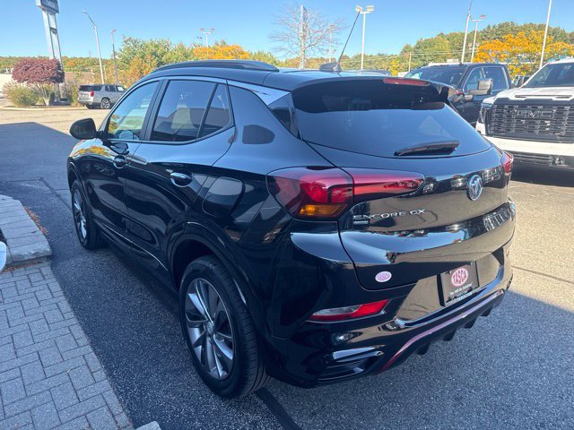 Used 2023 Buick Encore GX Select w/ Sport Touring Package AWD/4WD image 5