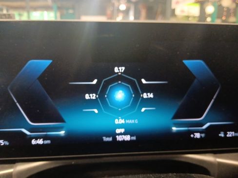 Used 2025 BMW i4 xDrive40i w/ M Sport Package AWD/4WD image 3