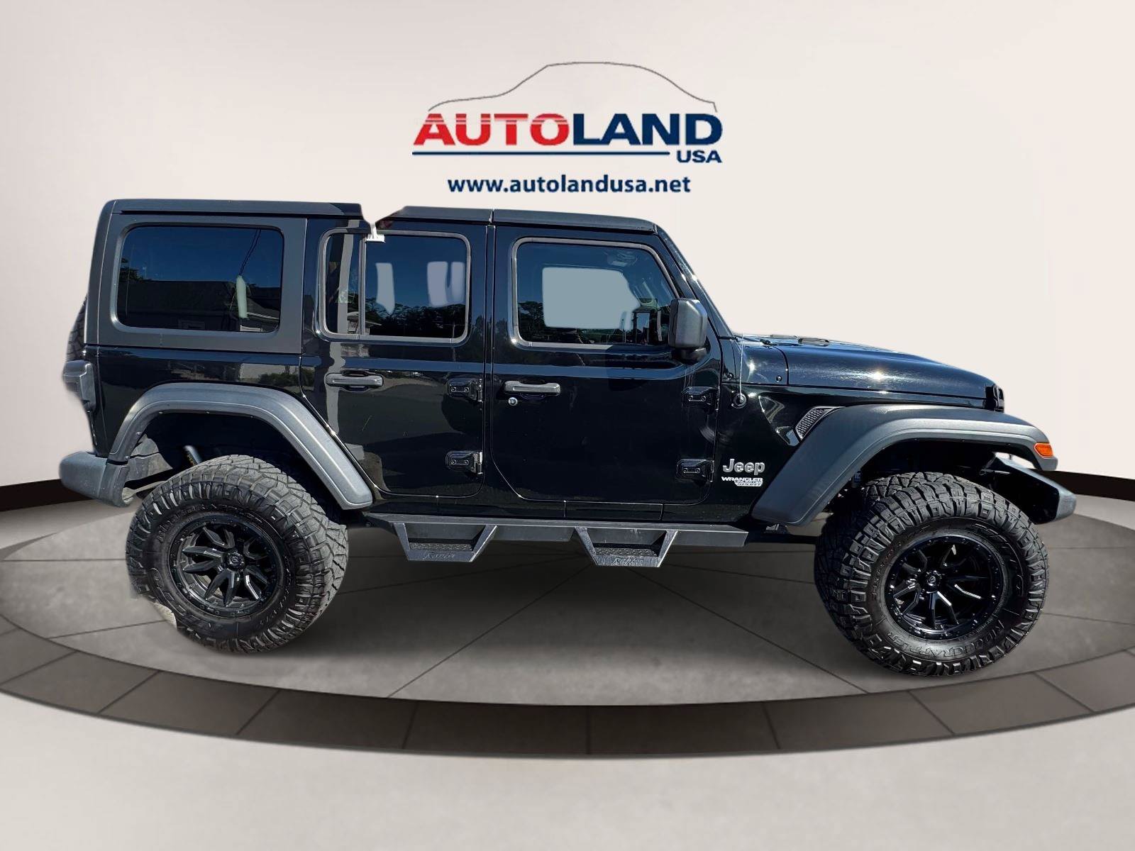 Used 2018 Jeep Wrangler Unlimited Sport S AWD/4WD image 3