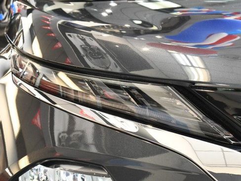 Used 2024 Mitsubishi Outlander SE AWD/4WD image 4