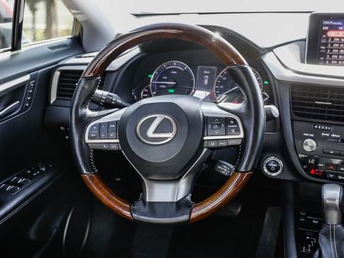 Used 2018 Lexus RX 450hL Premium w/ Premium Package AWD/4WD image 14