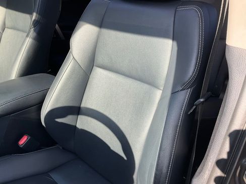 Used 2018 Toyota RAV4 Limited w/ Carpet Mat Package AWD/4WD image 17