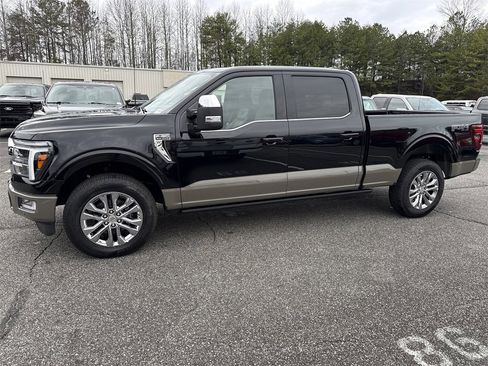 Used 2025 Ford F150 King Ranch w/ FX4 Off-Road Package image 4