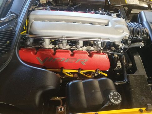 Used 2005 Dodge Viper SRT-10 image 42