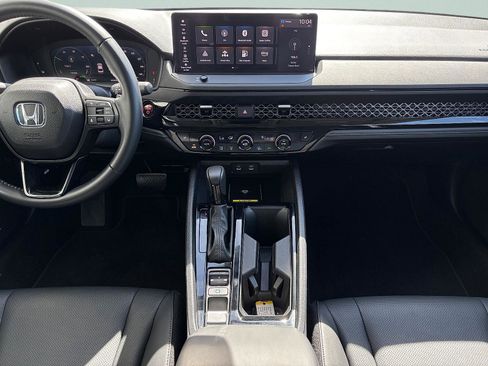 Certified 2025 Honda Accord EX-L image 35