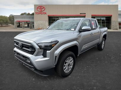 New 2026 Toyota Tacoma SR5