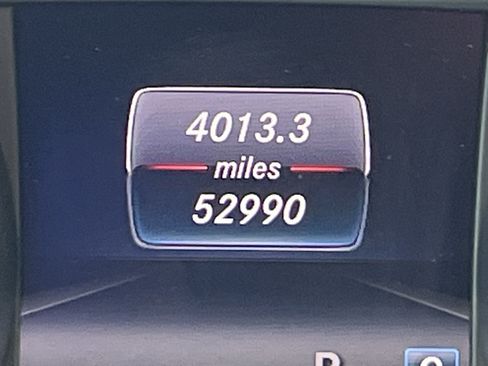 Used 2019 Mercedes-Benz GLA 250 4MATIC image 22