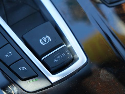 Used 2017 BMW X3 xDrive35i w/ M Sport image 38