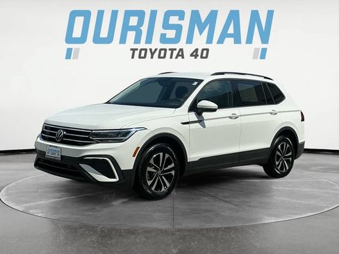 Used 2023 Volkswagen Tiguan S FWD image 3