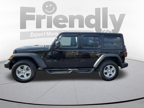 Used 2022 Jeep Wrangler Unlimited Sport AWD/4WD image 2