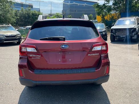Used 2016 Subaru Outback 2.5i Premium AWD/4WD image 5