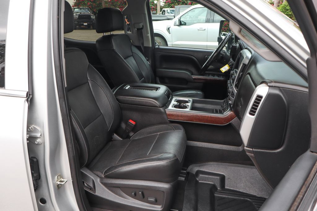 Used 2018 GMC Sierra 1500 SLT AWD/4WD image 50
