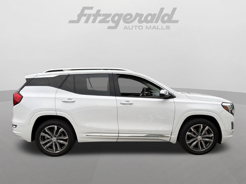 Used 2019 GMC Terrain Denali w/ Advanced Safety Package AWD/4WD image 7