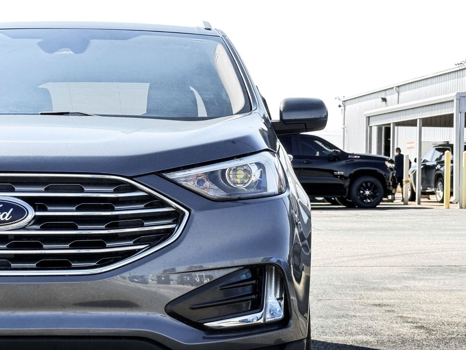 Used 2022 Ford Edge SEL w/ Convenience Package AWD/4WD image 5