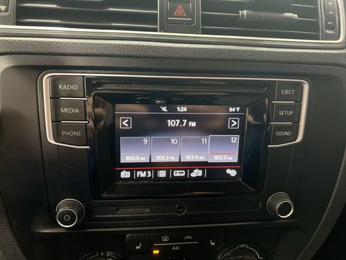 Used 2018 Volkswagen Jetta S w/ Cold Weather Package FWD image 14